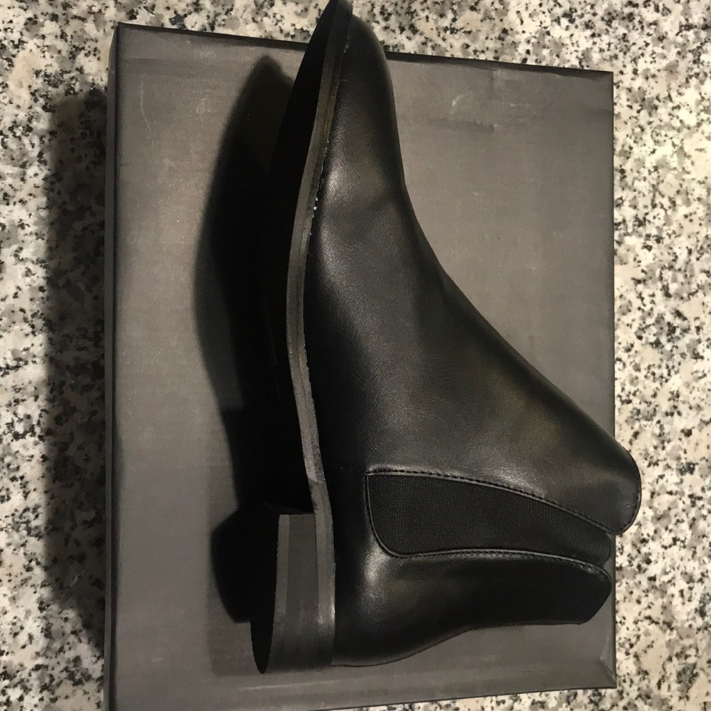 SheIn Shoes. Your classic black & sleek!